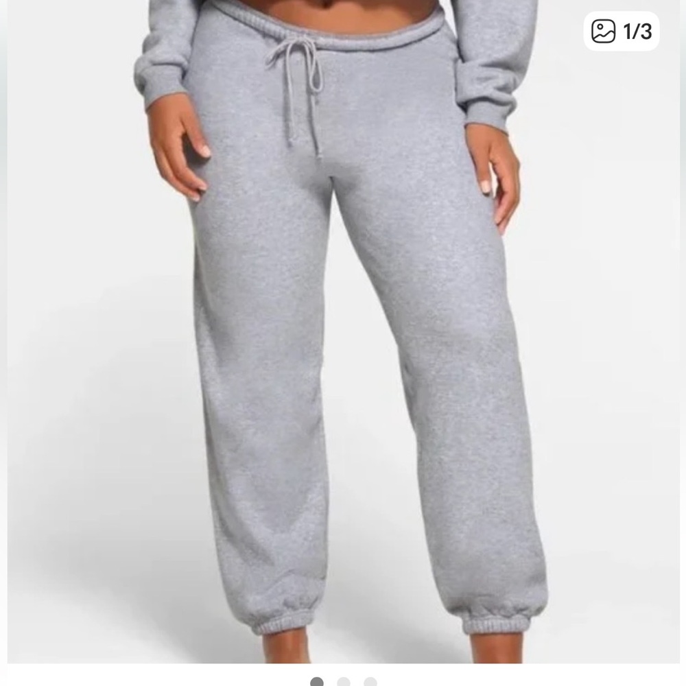 Skims Cotton Fleece Jogger in Heather Grey